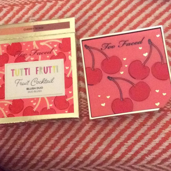 TOO FACED Tutti Frutti Fruit Cocktail Blush Duo - Picture 4 of 6